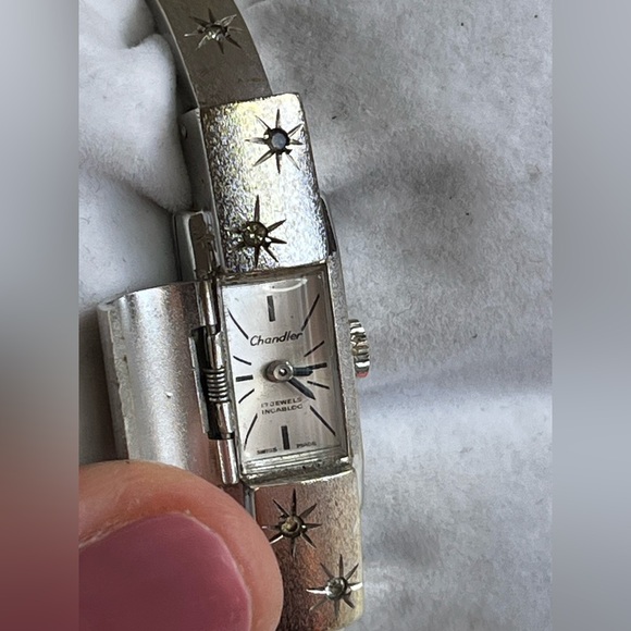 1809 Chandler チャンドラー INCABLOC ペンダントウォッチ 手巻き ゴールド系文字盤 17石 アナログ ヴィンテージ 1809 Chandler チャンドラー INCABLOC ペンダントウォッチ 手巻き ゴールド系文字盤 17石 アナログ ヴィンテージ